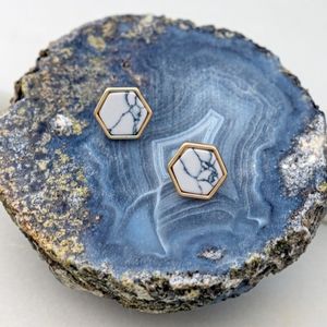 Hexagon white marble stone stud.